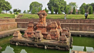Menelusuri Trowulan, Jejak Kejayaan Majapahit di Jantung Mojokerto