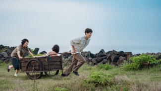 Drama Korea dengan Rating Tertinggi Tahun 2025, Cerita Bikin Baper Sampai Deg-degan!