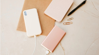 Power Bank vs Charging Langsung, Mana Lebih Sehat?