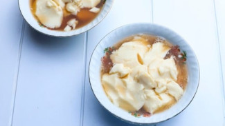 Pernah Makan Kembang Tahu? Kamu Gak Akan Lihat Dia Sama Lagi Setelah Tahu Ini