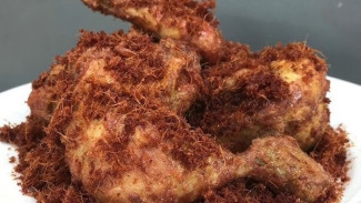 Resep Ayam Goreng Lengkuas Khas Padang, Gurihnya Meresap Sampai ke Tulang!
