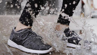 Biar Gak Salah Beli, Kenali Dulu 6 Hal Penting Ini Sebelum Beli Sepatu Waterproof