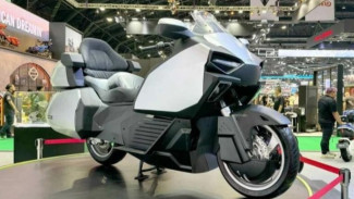 Felo TOOZ, Sepeda Motor Listrik Yang Membuka Era Turing Luar Kota