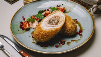 Chicken Cordon Bleu Anti Gagal, Keju Meleleh Sempurna!