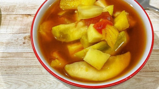 Segarnya Manisan Kedondong Basah, Camilan Tropis yang Bikin Ketagihan