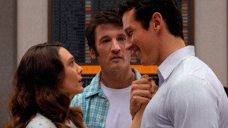 Miles Teller Tidak Ingin Kesepian Di Akhirat Dalam Trailer Eternity