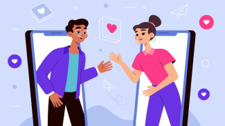 LDR Awet & Romantis? Coba Sering Chatting, Ini Alasannya!