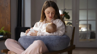 Bikin Ibu Muda Lebih Nyaman Saat Menyusui, Ini Perlengkapan yang Harus Dimiliki