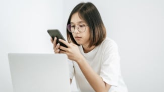 Kuota Boros, Dompet Menjerit? Ini 5 Trik Jitu Bikin Kuota Androidmu Awet Seharian!