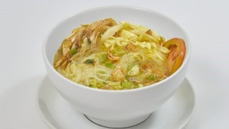 Resep Soto Ayam Bening Tanpa Santan yang Segar dan Hangat di Perut
