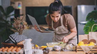 Moms Sibuk Merapat, 10 Trik Masak Sat Set Ala Jamie Oliver, Dijamin Enak Dan Bikin Nagih