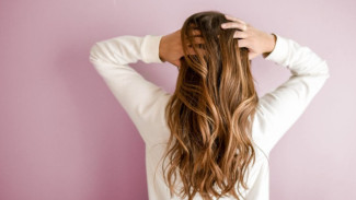 Rambut Rontok di Kalangan Wanita Dewasa Muda Semakin Banyak, Mulai Jadi Epidemi?