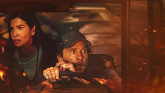 Matthew McConaughey Menjadi Supir Bus Penyelamat Dalam The Lost Bus