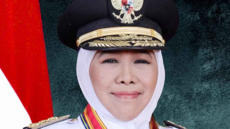 Khofifah Soroti Viral Bendera One Piece, Kibarkan Merah Putih!