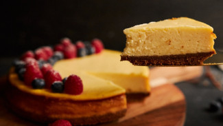 Resep New York Cheesecake, Tekstur Creamy dan Anti Retak!