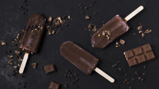 Es Loli Cokelat Super Nyoklat, Lumer dan Fudgy Banget!