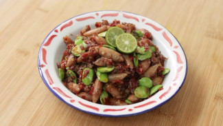 Resep Oseng Cumi Pete Paling Juara, Wangi dan Gurih!
