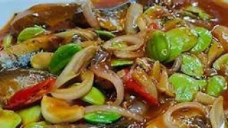 Ikan Sarden Tumis Pete Praktis, Gurih Kaya Rasa!