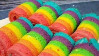 Resep Bolu Rainbow Gulung, Cantik Manis Laris Dijual