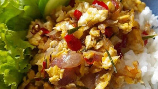 Telur Tumis Bawang, Harum Gurihnya Bikin Lapar!