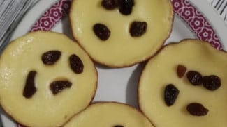 Kue Lumpur Khas Betawi, Lembutnya Bikin Lupa Masalah!