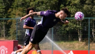 Striker Jangkung Manchester United Janji Bawa Setan Merah Terbang Tinggi Lagi