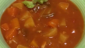 Goulash, Sup Daging Lezat yang Bikin Hati Meleleh!