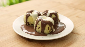 Resep Bolu Susu Vanilla Choco, Empuk dan Aromanya Wangi