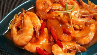 Udang Saus Padang ala Rumahan, Pedas Gurihnya Bikin Terus Nambah Nasi