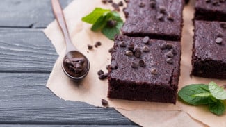 Brownies Ala Anak Kos! Cuma Pakai Sendok Makan