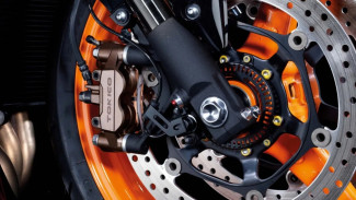 Jangan Salah Pilih! Kenali Perbedaan Rem ABS dan CBS Sebelum Beli Motor