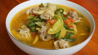Resep Garang Asem Ayam Tanpa Daun Pisang Tetap Segar dan Praktis Dibuat!