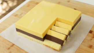 Resep Puding Lapis Surabaya, Manisnya Pas dan Tekstur Super Lembut