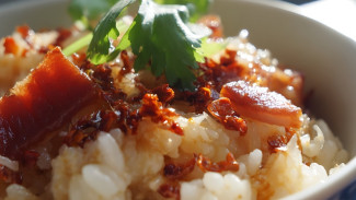 Nasi Tim Ayam Kecap yang Bisa Jadi Menu Favorit di Rumah