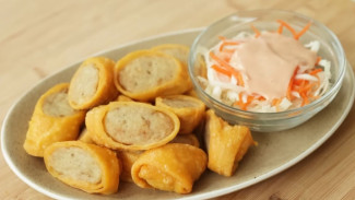 Resep Egg Chicken Roll Ala Restoran Mewah, Bikin Ketagihan Setiap Gigitan