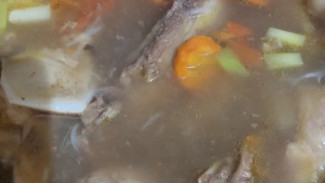 Resep Sup Iga Sapi, Hangat Gurih yang Bikin Bahagia