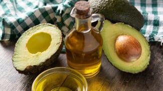 Natural Anti Aging! Manfaat Avocado Oil Untuk Kulit Awet Muda