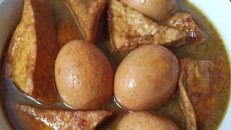 Ternyata Ini Rahasia Semur Tahu Telur Kuah Kental dan Wangi Rempah yang Bikin Nagih