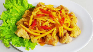 Enak dan Segar, Resep Ikan Goreng Asam Manis Mangga!