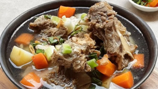 Sop Iga Sapi Lezat dan Segar, Resep Praktis untuk Para Pemula