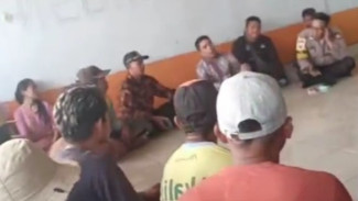 Mediasi 4 Jam, 2 Petugas PT Wongsoredjo Masih Tertahan di Bongkoran Wongsorejo