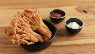 Resep Jamur Enoki Krispi Renyah, Camilan Simple Anti Gagal