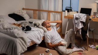 Kamar Berantakan Bikin Malam Tenang Gagal Total!
