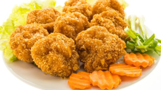 Bingung Hidangan untuk Makan Malam? Yuk Coba Buat Ayam Pop Corn Crispy!