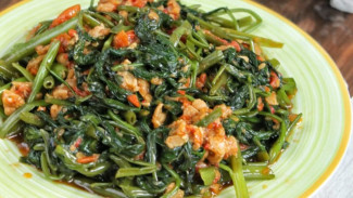 Resep Tumis Kangkung, Menu Rumahan Sederhana yang Simpel dan Bikin Lahap