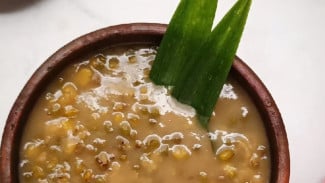 Bubur Kacang Hijau Nusantara, Hangatnya Bikin Hati Adem!