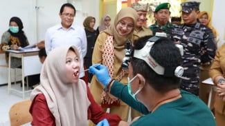 Deteksi Dini Penyakit Pelajar Banyuwangi, dari Hipertensi, Karies Gigi hingga Gangguan Mata