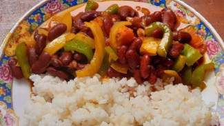 Chili Con Carne Vegan, Pedas Nikmat Tanpa Daging Tetap Menggoda!