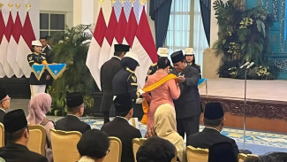 141 Tokoh, Termasuk Hendropriyono dan Puan Maharani, Dapat Bintang Republik Indonesia Utama
