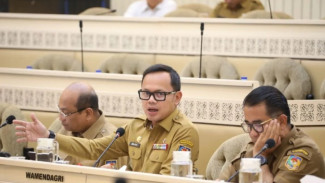 Wamendagri Bima Arya Minta Pemda Kembangkan Pendanaan Alternatif untuk Kemandirian Fiskal Daerah
